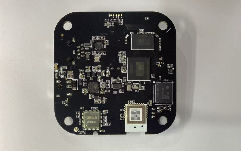 IoT wireless gateway board: custom PCBA with wireless connectivity for IoT device networking and edge data transmission